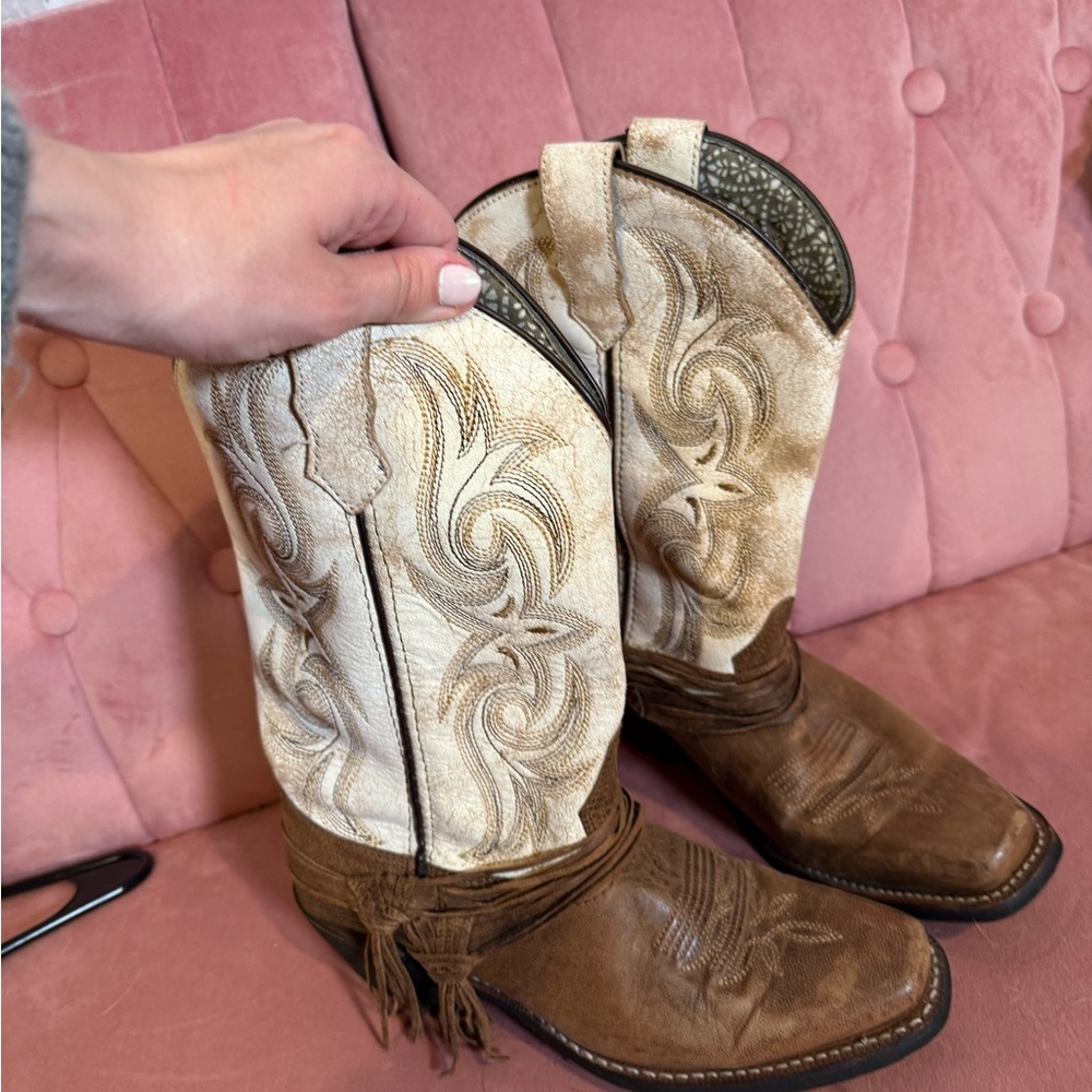 Western Cowboy Boots in Brown and Cream